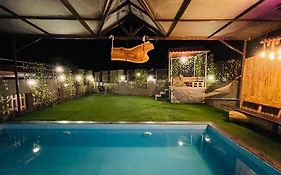 Heavenly Woods Private Pool Villa Karjat